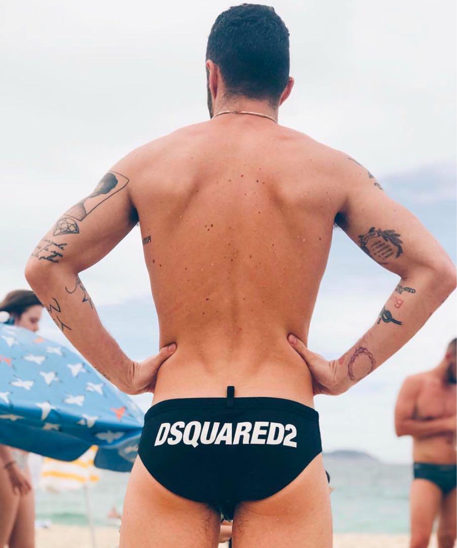 DSQUARED2 ブラックビキニ　サイズ50 競パン