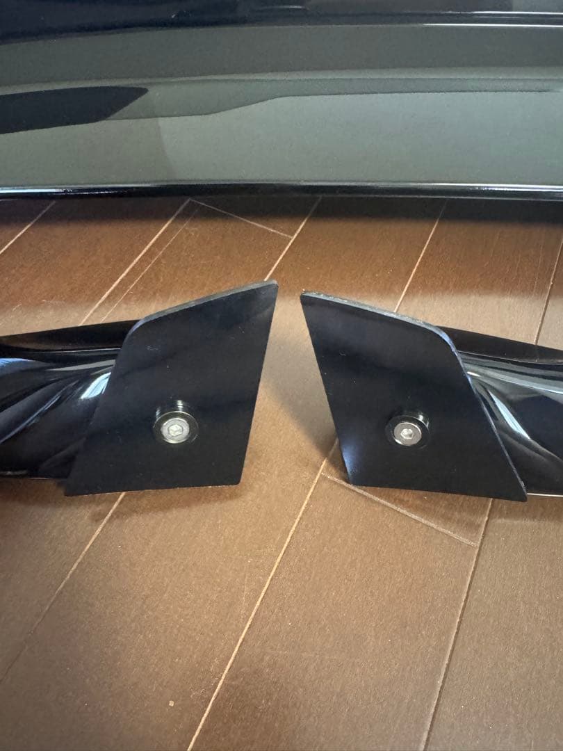 カマロ リアスポイラー