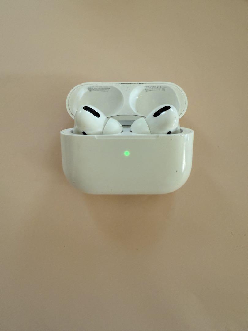 Airpods pro 本体 イヤホン セット