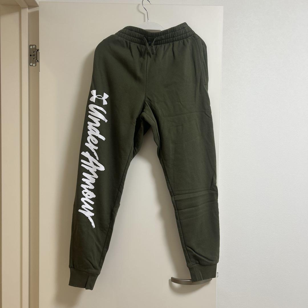 アンダーアーマー　スウェットパンツ