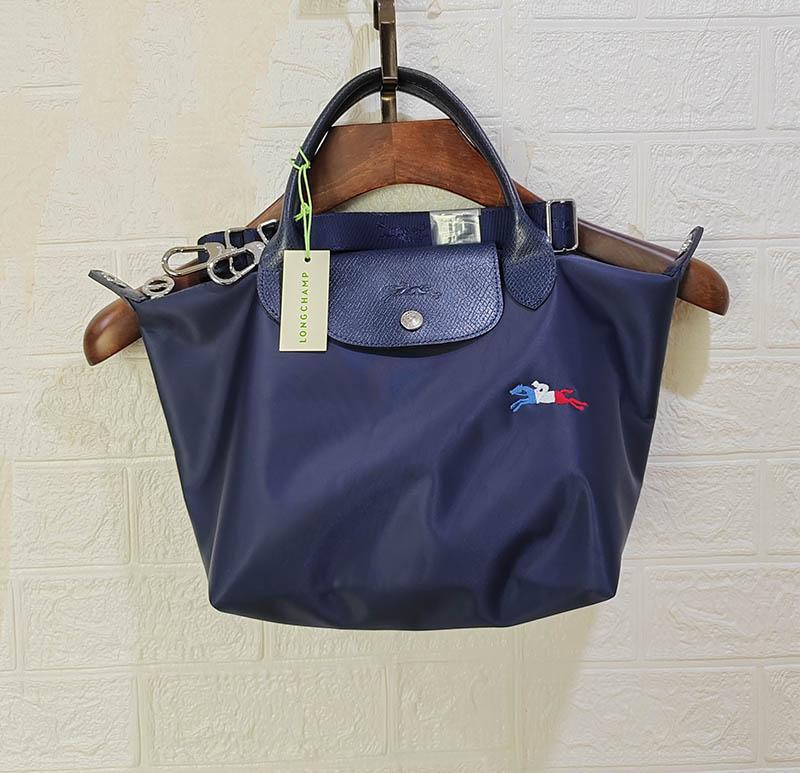LONGCHAMP　ロンシャン　プリアージュ　ロゴ刺繍トートバッグ　ネイビー LONGCHAMPロンシャンプリアージュロゴ刺繍トートバッグネイビー