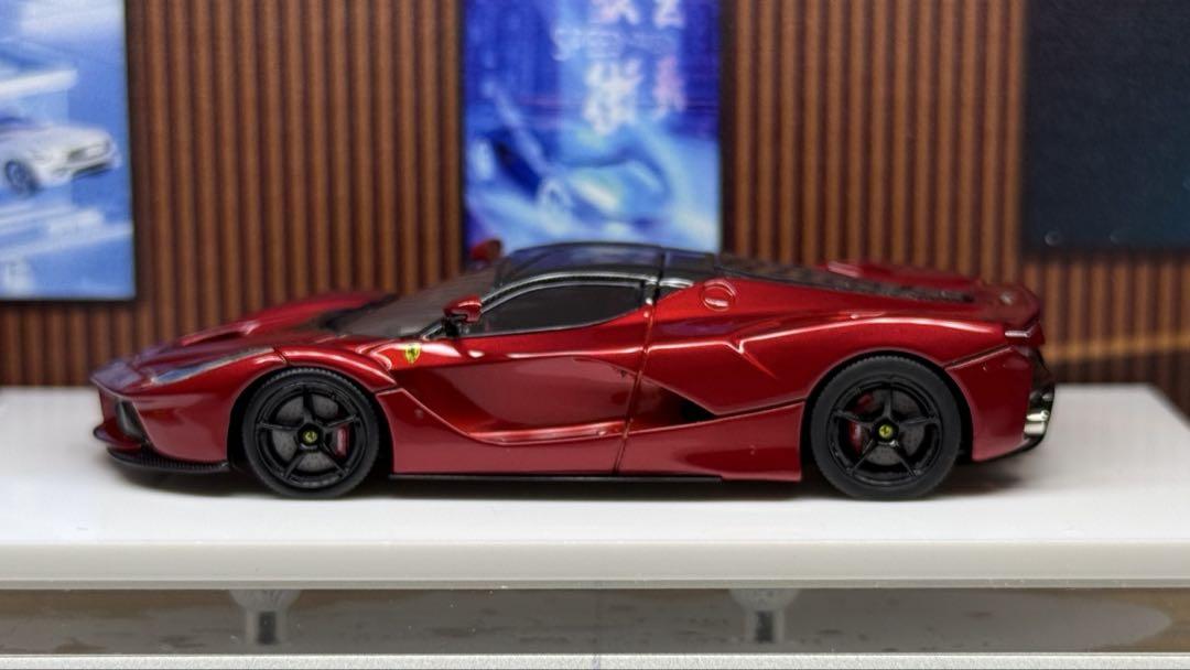 DMH 1/64 ラフェラーリ