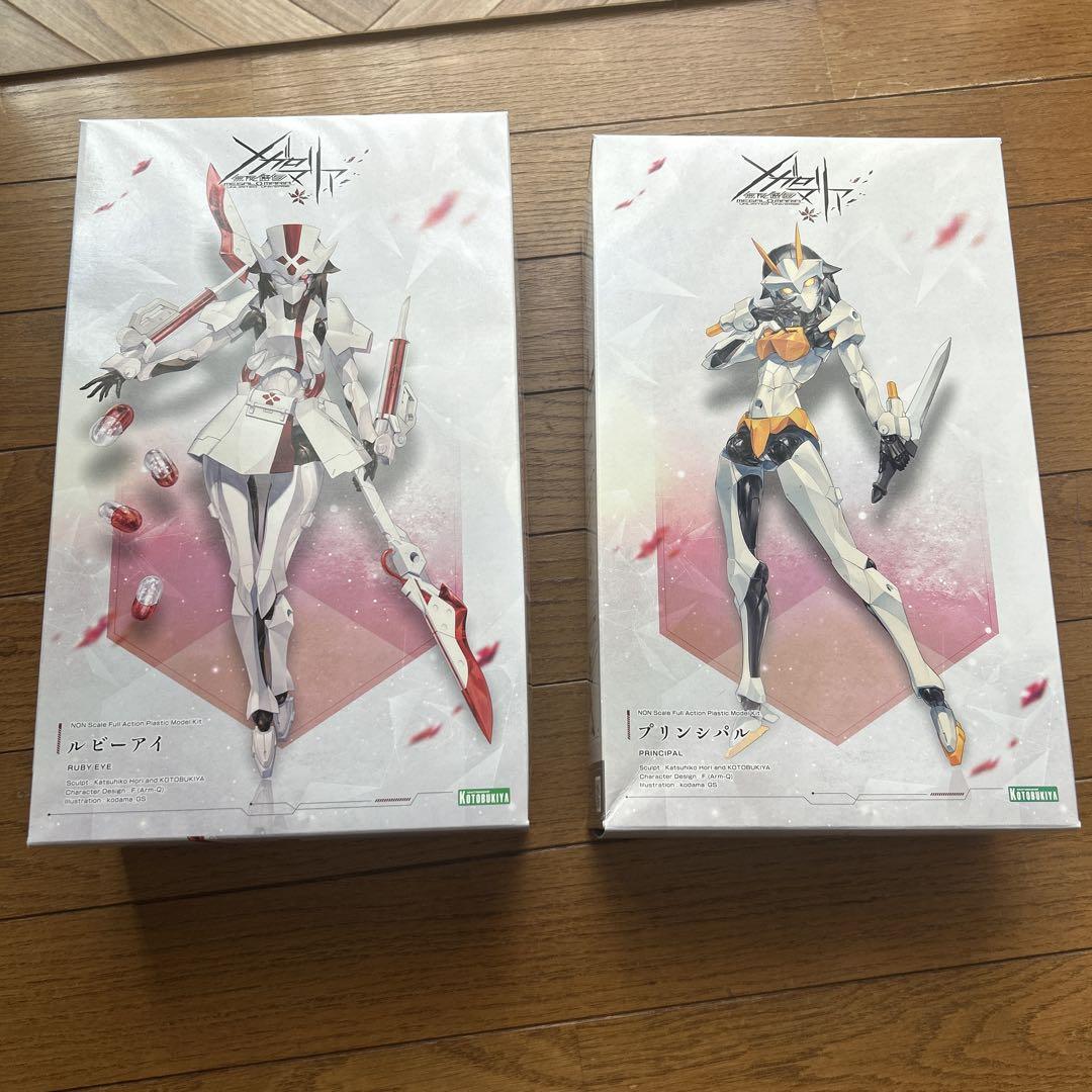 無限邂逅メガロマリア　ルビーアイ＆プリンシパル　未組み立て