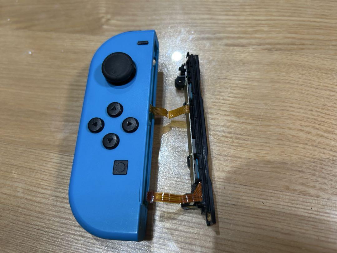 ジャンク品】純正 switch ジョイコン ネオンブルー - メルカリ