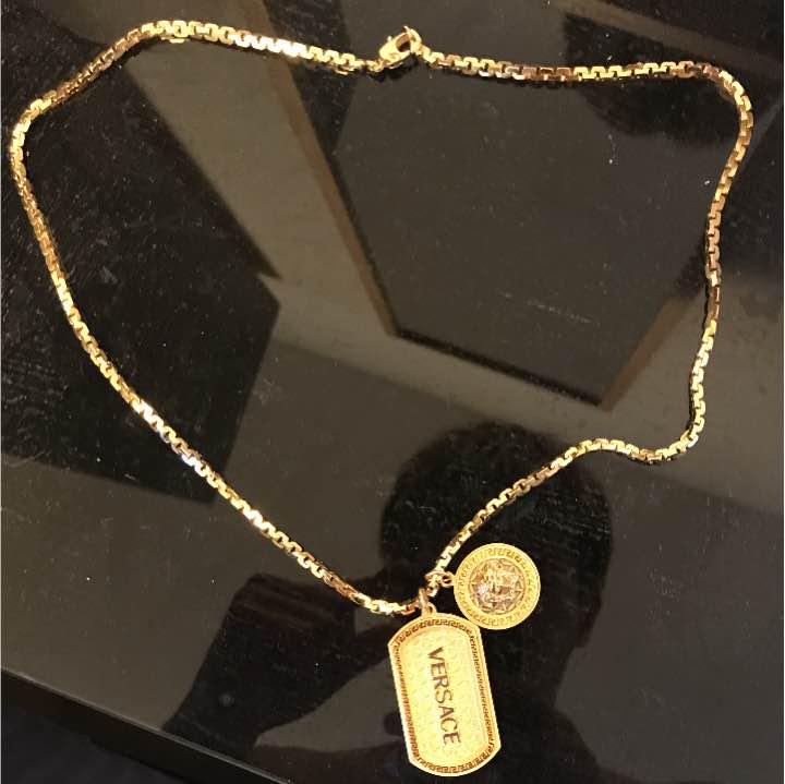 関税送料込★VERSACE 90s ヴィンテージ ロゴ ネックレス Versach ペンダントロゴネックレス