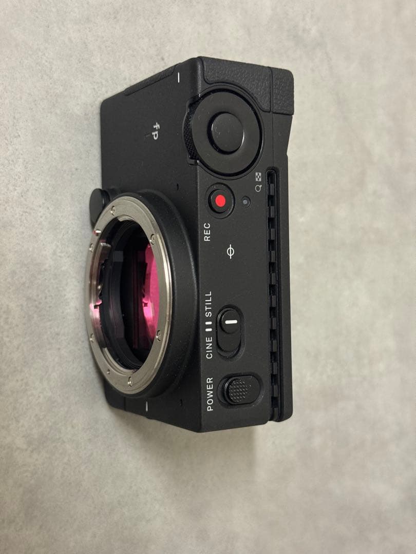 【極美品】Sigma fp L 35mm F2 ミラーレスカメラ