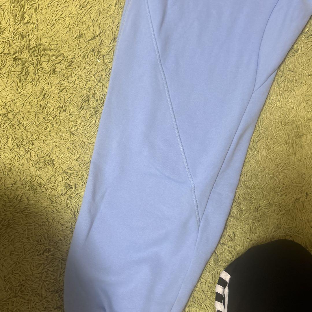 corteiz セットアップ 薄いブルー