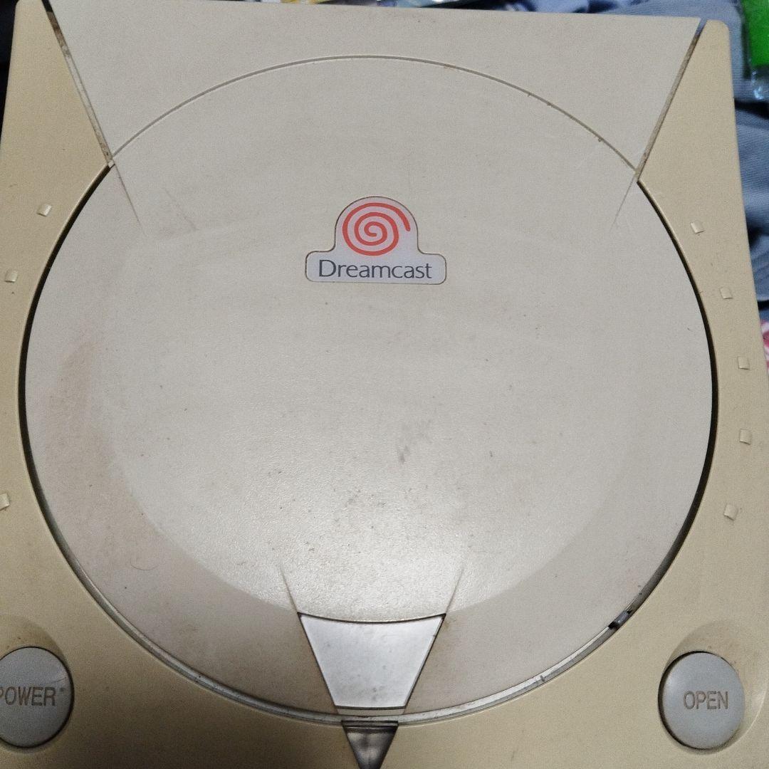 ドリームキャスト本体のみとクレイジータクシーディスク１枚各ジャンク品周辺機器無し