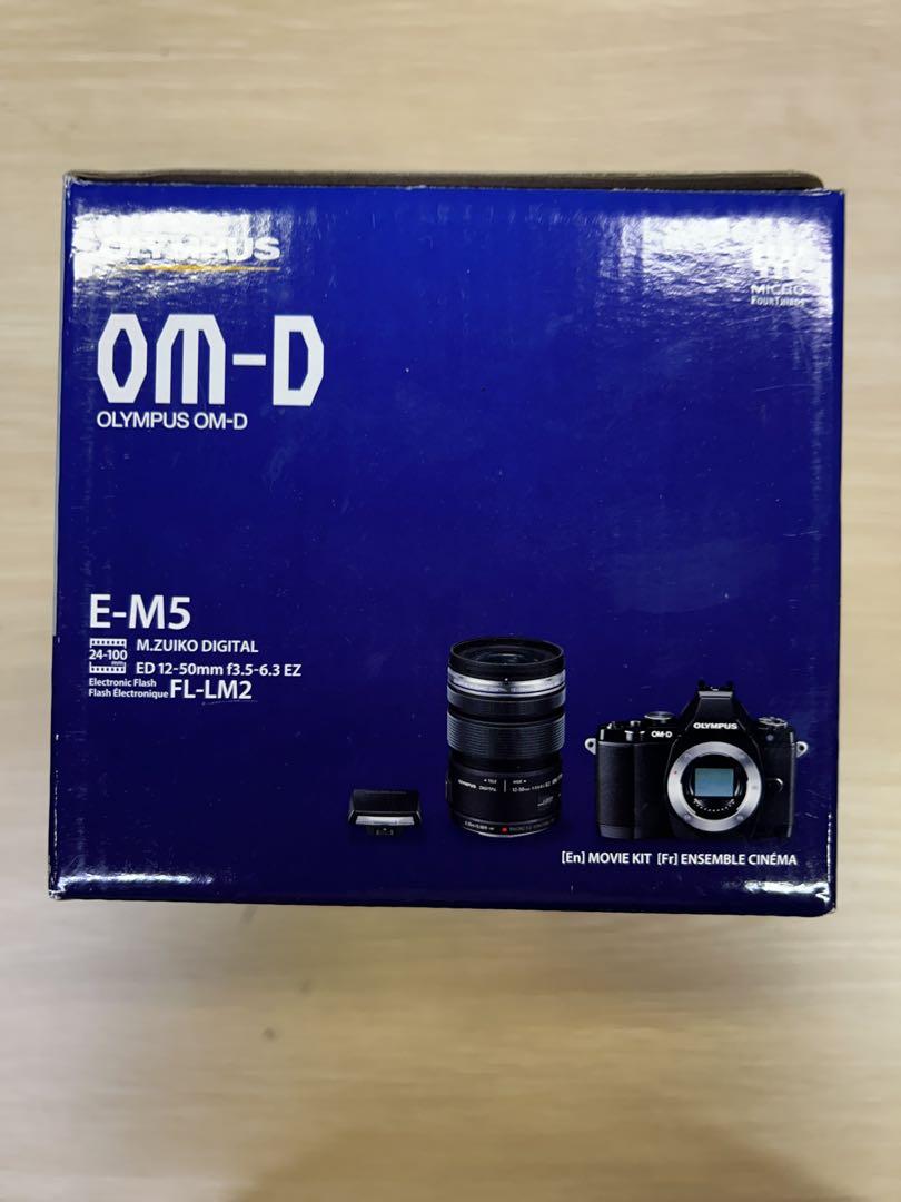 OLYMPUS OM-D E-M5ミラーレス一眼カメラ レンズキット