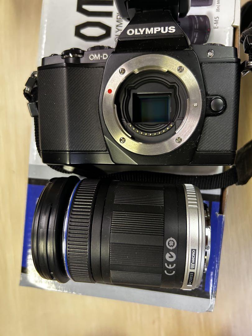 OLYMPUS OM-D E-M5ミラーレス一眼カメラ レンズキット