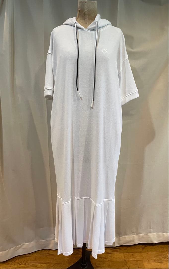 ダブルスタンダードクロージング　ESSENTIAL 裏毛プリーツワンピース