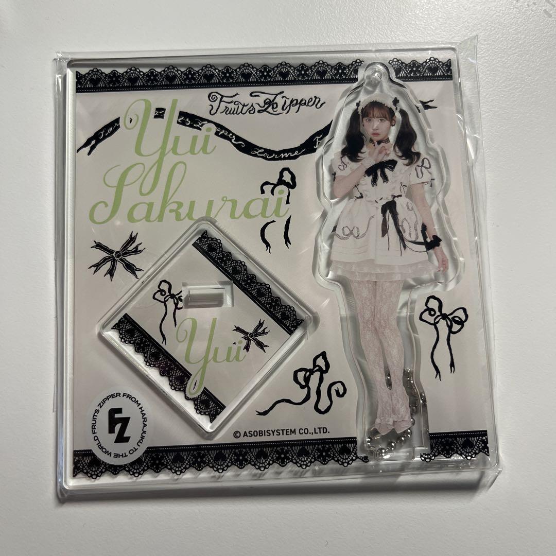 櫻井優衣 アクリルスタンド 櫻井優衣 アクリルスタンド - メルカリ