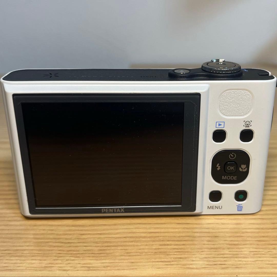美品 PENTAX Optio RZ18 パールホワイト 美品 PENTAX Optio RZ18 パールホワイト
