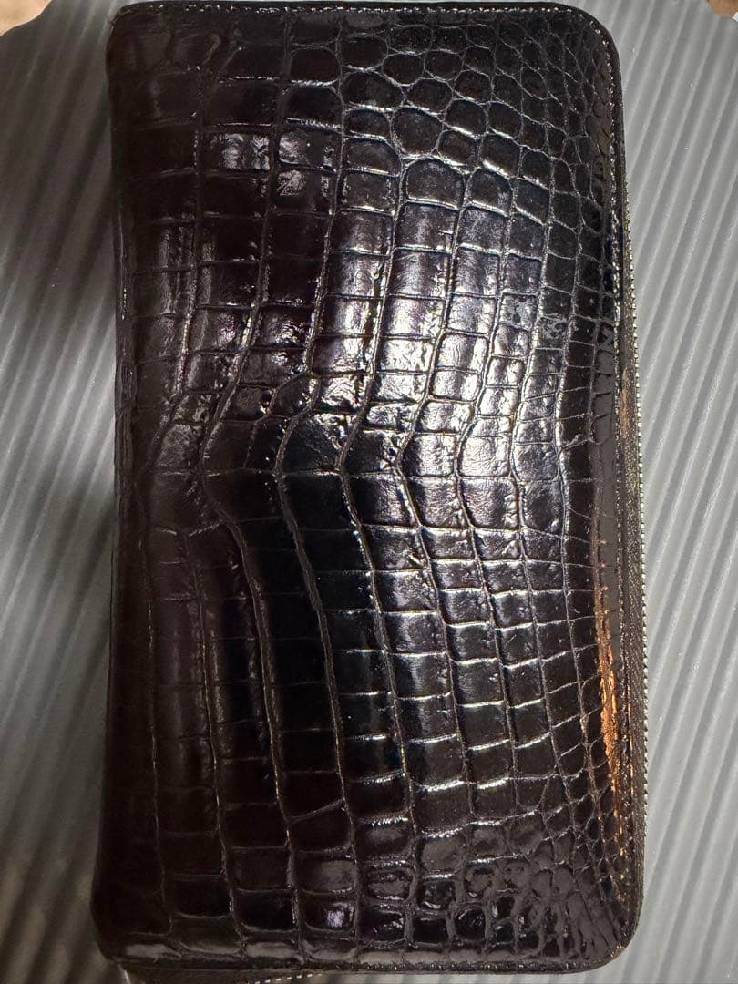 定価25万PRECIOUS PRESTIGE ラウンドジップ シャイニングクロコやや傷や汚れあり