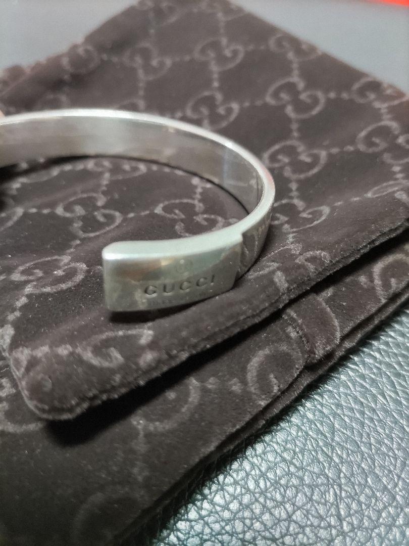 グッチ　GUCCI　バングル　ブレスレット　Ｇロゴ