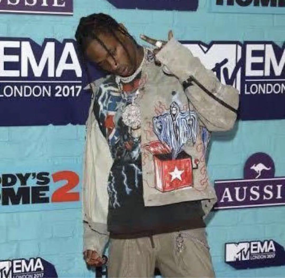 ヴィンテージ  Tシャツ　TRAVIS SCOTT　スカル　サンダー　ドクロ