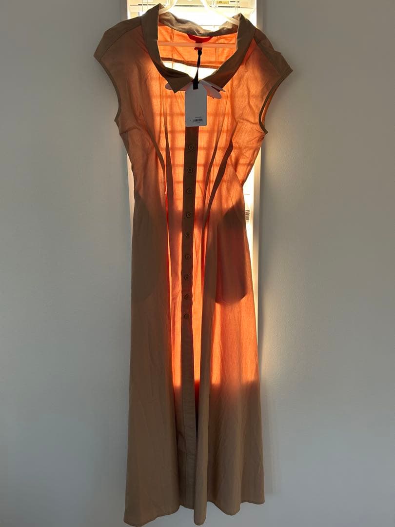 GAP サマーワンピース　今期　ベージュ　白　2店セット