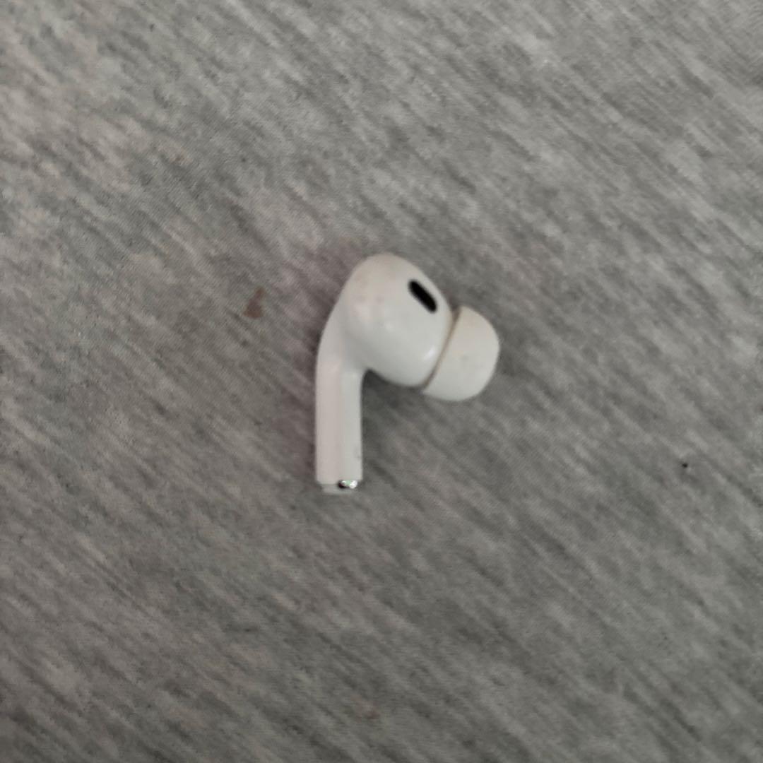 AirPods Pro 第2世代　本体+左耳 楽天市場】国内新品純正品 Apple純正 AirPods Pro 第2世代