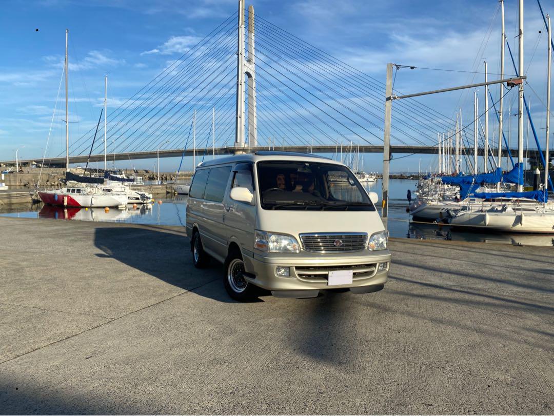 100系ハイエースワゴン スーパーカスタムLTD 3.0DT 4WD 最終型 画像1