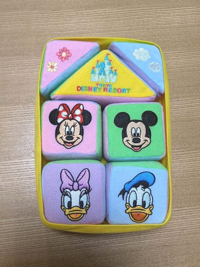 メルカリ 東京ディズニーリゾート フワフワ布積み木 知育玩具 1 400 中古や未使用のフリマ