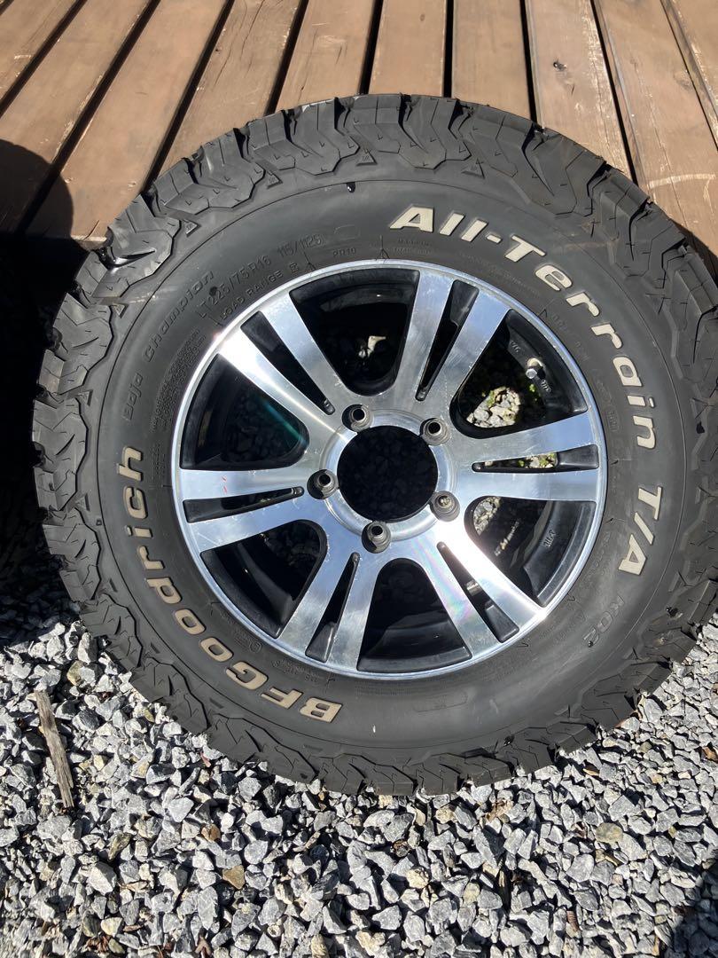 225/75R16 BF Goodrich ホイール付