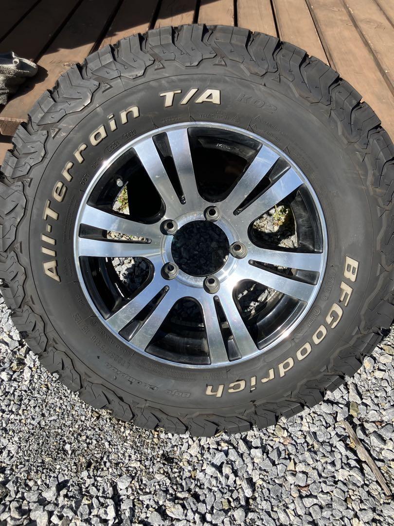 225/75R16 BF Goodrich ホイール付