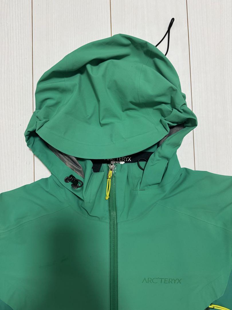 アークテリクス　ARC'TERYX ベータージャケット　マウンテンパーカー　緑