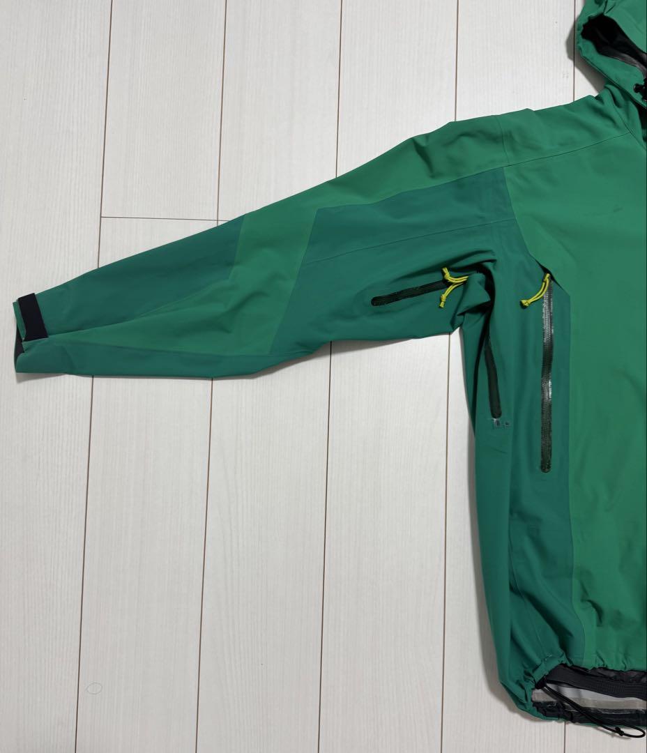 アークテリクス　ARC'TERYX ベータージャケット　マウンテンパーカー　緑
