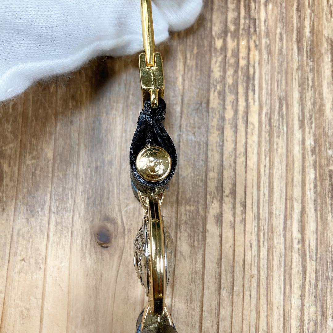 ✨美品✨GIANNI VERSACE ヴェルサーチ　キーホルダー　メデューサ