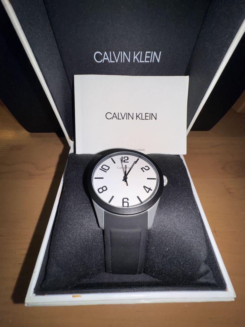 Calvin Klein アナログ時計 ホワイト/ブラック