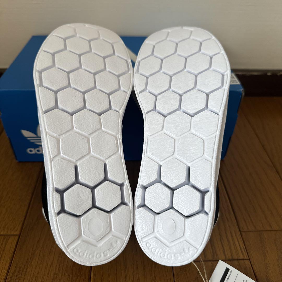 新品　adidas SST 360 C GY9027 キッズスニーカー