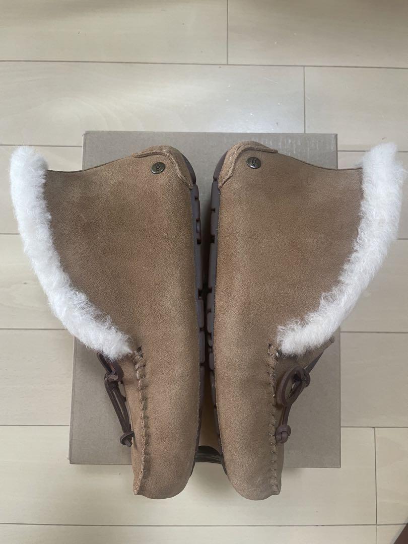 UGG