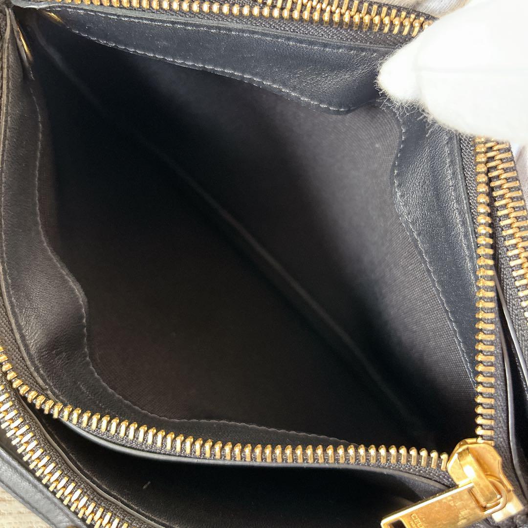 美品✨CELINE セリーヌトリオ ラージ 新型ロゴ ショルダーバッグ
