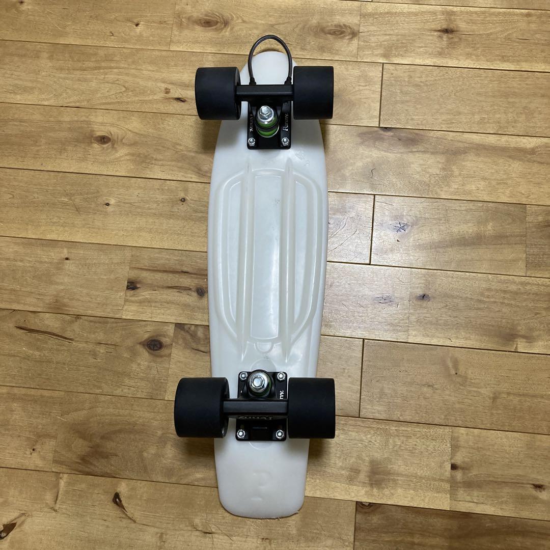 penny22 インチ 蓄光ホワイト ストリート系スポーツ