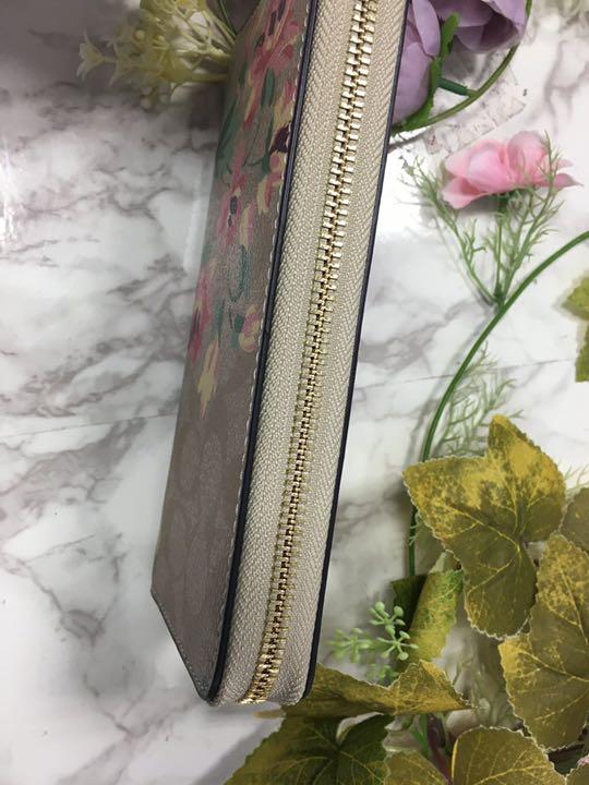 カーキカラ 未使用 コーチ 花柄カーキ 長財布 2tMq5-m44987013127 新品 COACH があってお