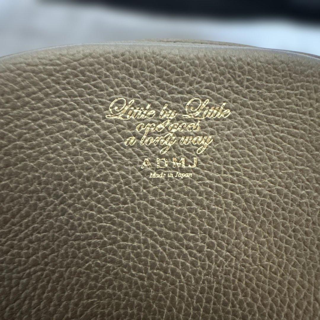 極美品ADMJ牛革シュリンク型押しクチュールクリスタルクロスボディバック