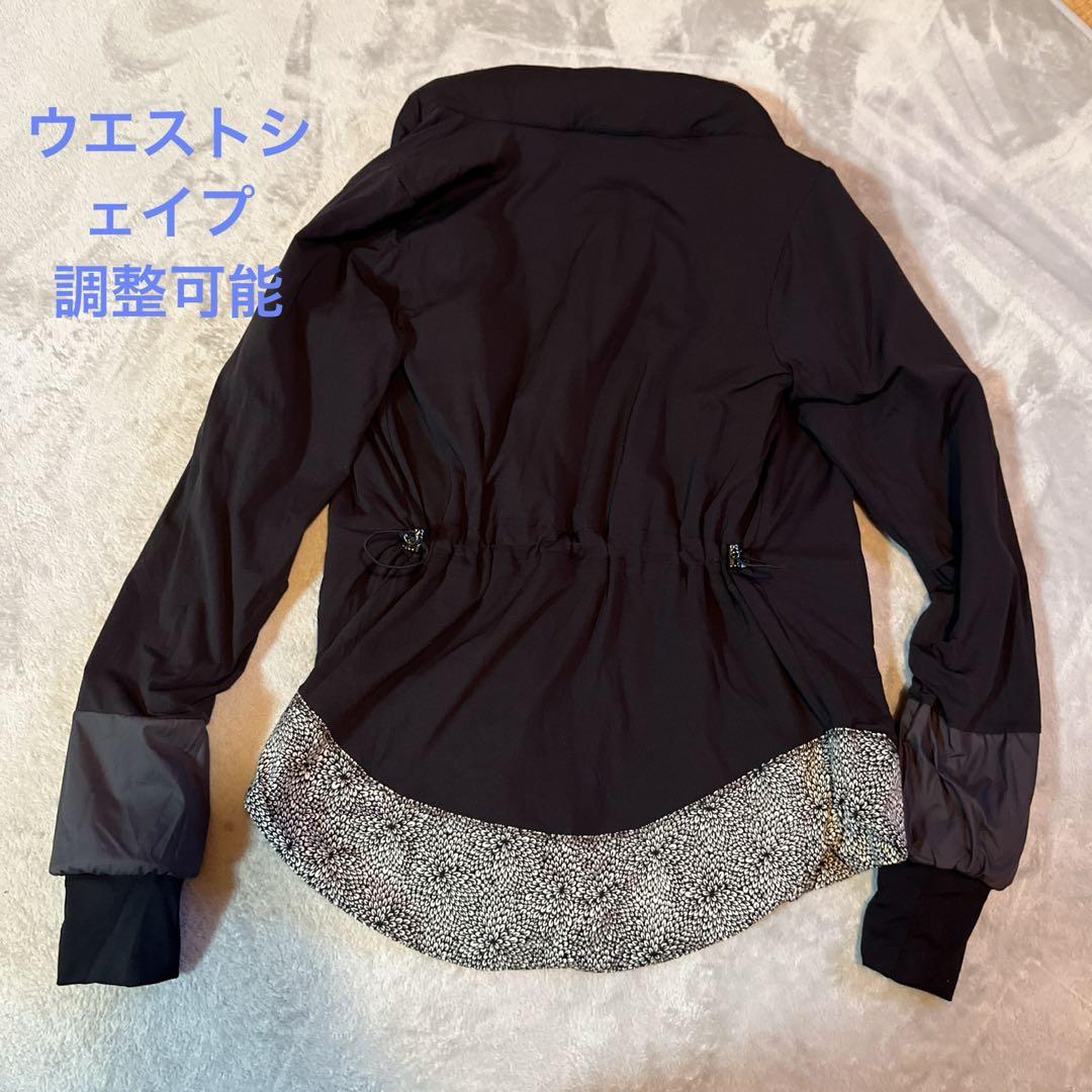 なな7　　　　Lululemon　ルルレモン　フルジップ　リ　パーカー