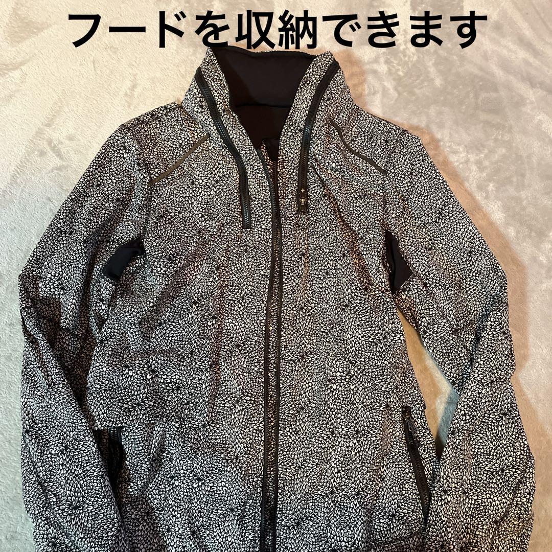 なな7　　　　Lululemon　ルルレモン　フルジップ　リ　パーカー