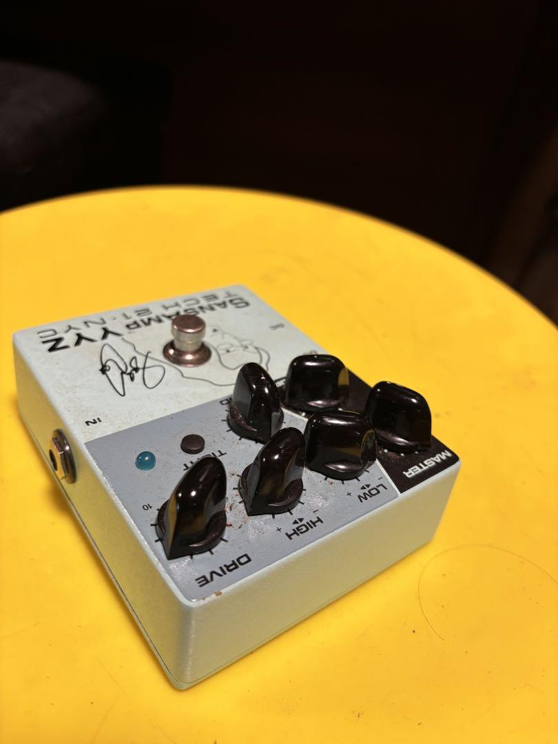 ベース sansamp  yyz