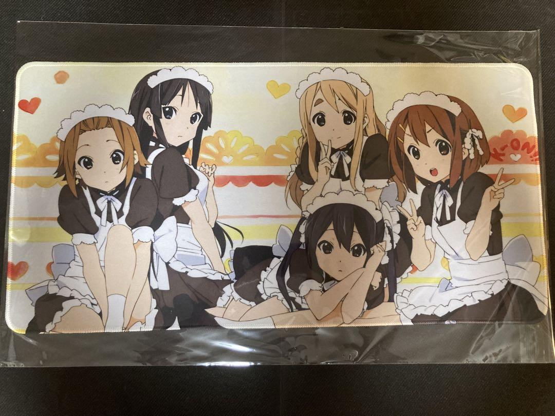少女終末旅行　絶版　完売品　プレイマット　ラバーマット　デスクマット Amazon.co.jp: 魔法少女にあこがれて ラバーマット デスクマット