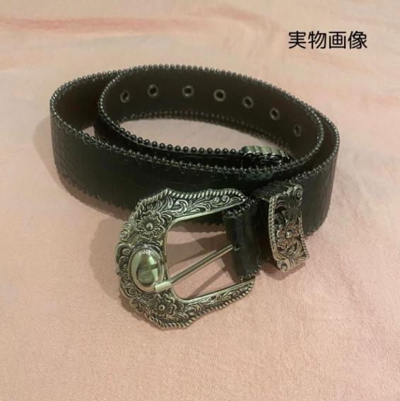 【特別送料無料！】 黒いレザーベルト 装飾的バックル - メルカリ 小物