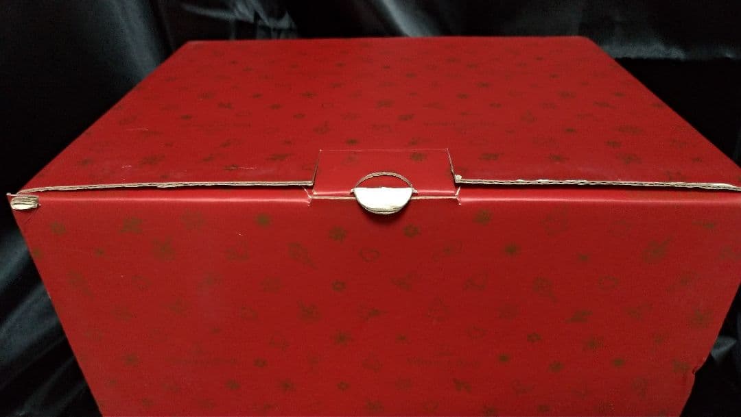 サンタとエルフと暖炉の置物Villeroy&Boch