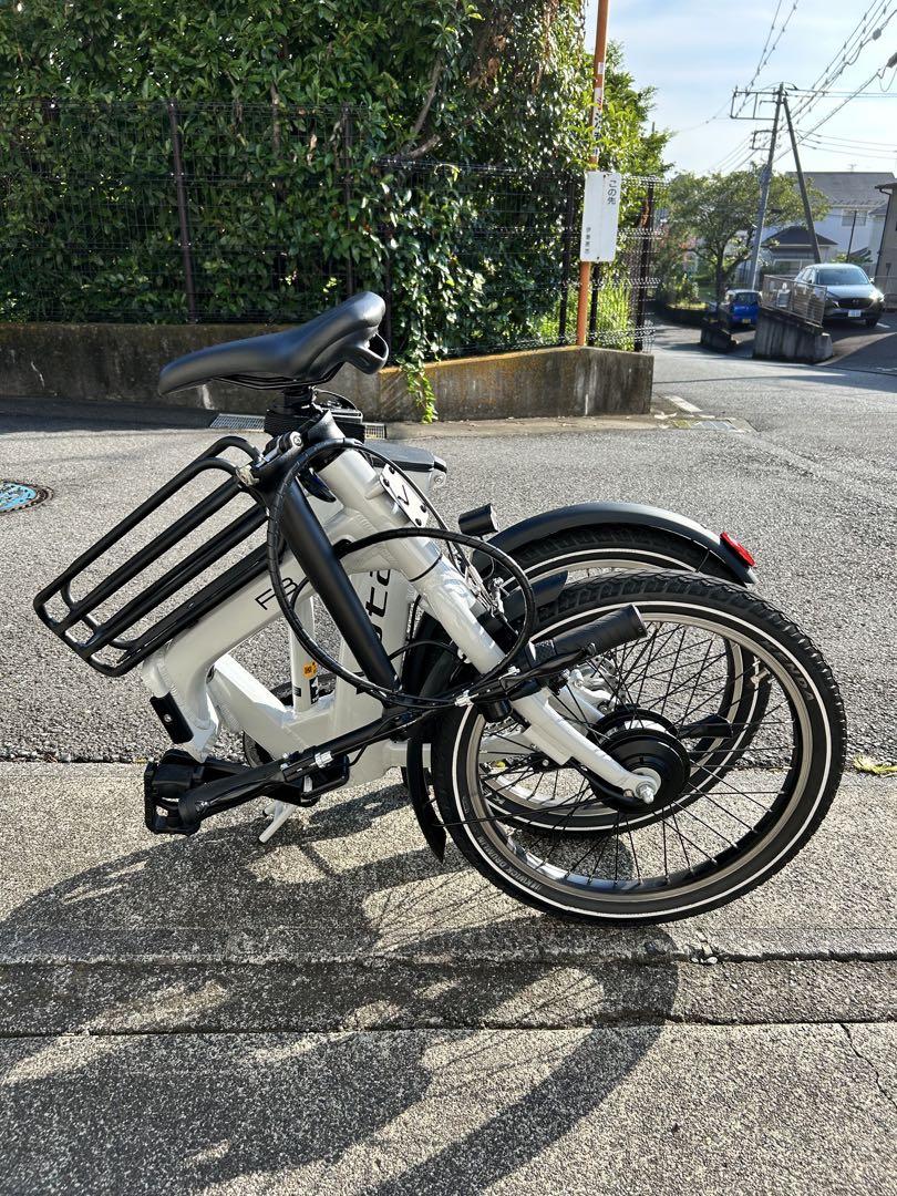 折りたたみ式電動アシスト自転車　BESV votani F3 ライトグレー
