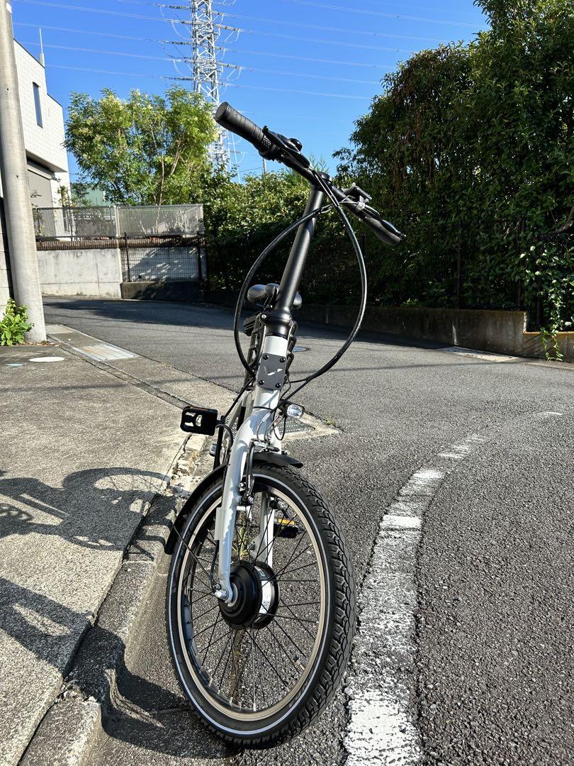 折りたたみ式電動アシスト自転車　BESV votani F3 ライトグレー