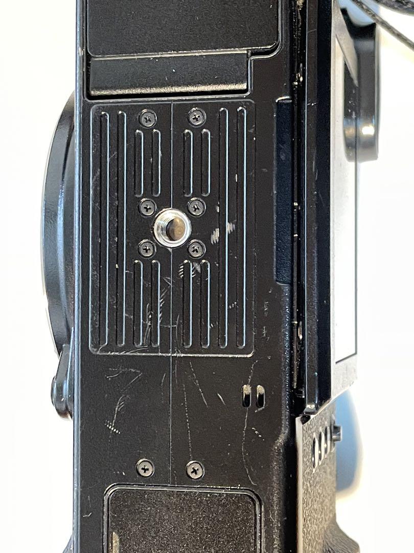 FUJIFILM GFX 50R ボディ 純正バッテリー2つ 画像5