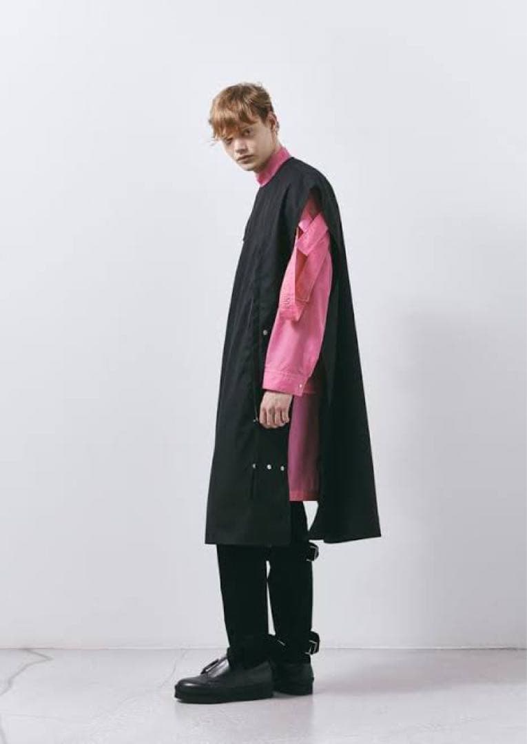 ALMOST BLACK ベスト