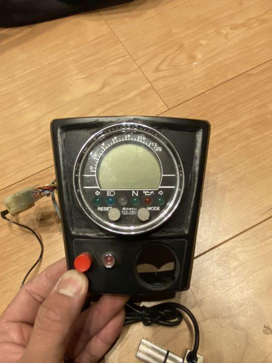 お買い得モデル 4本セット最安値✨アウディ エンジンオイル ✨新規格0w-30✨ LLS - メンテナンス用品