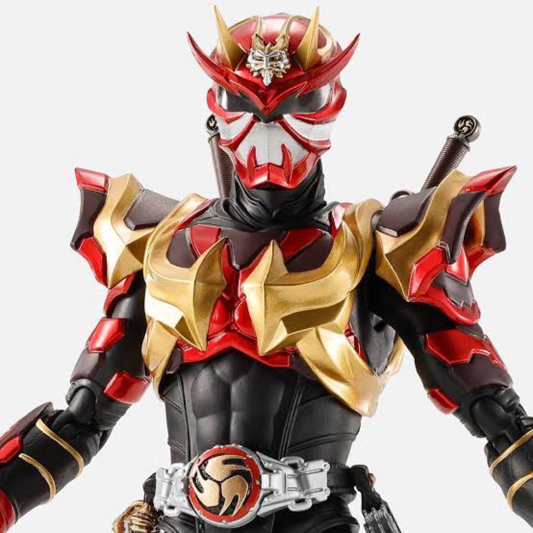 【特別訳あり特価】 新品】SHFiguarts 仮面ライダー メルカリ - アームド響鬼 装甲響鬼 特撮