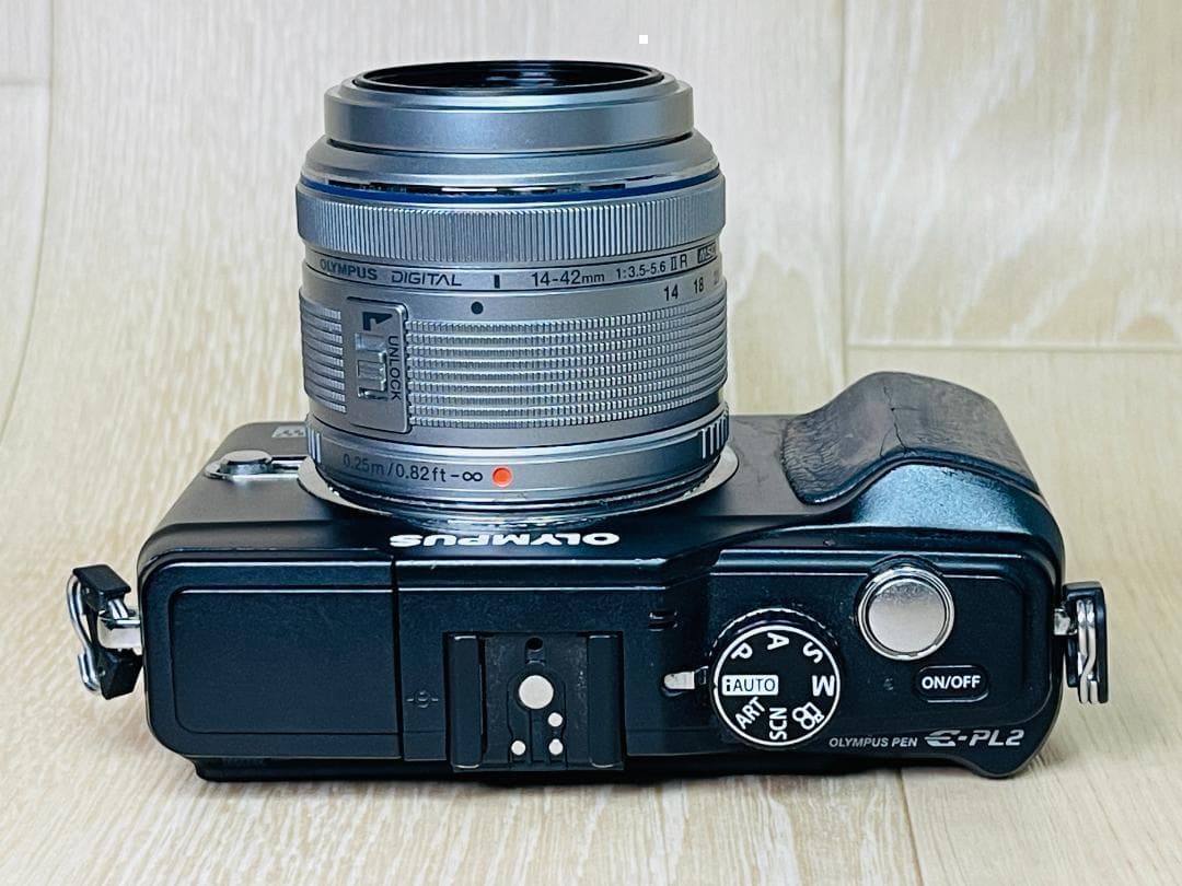 ショット数3914回 OLYMPUS ミラーレス E-PL2 ブラック レンズ付