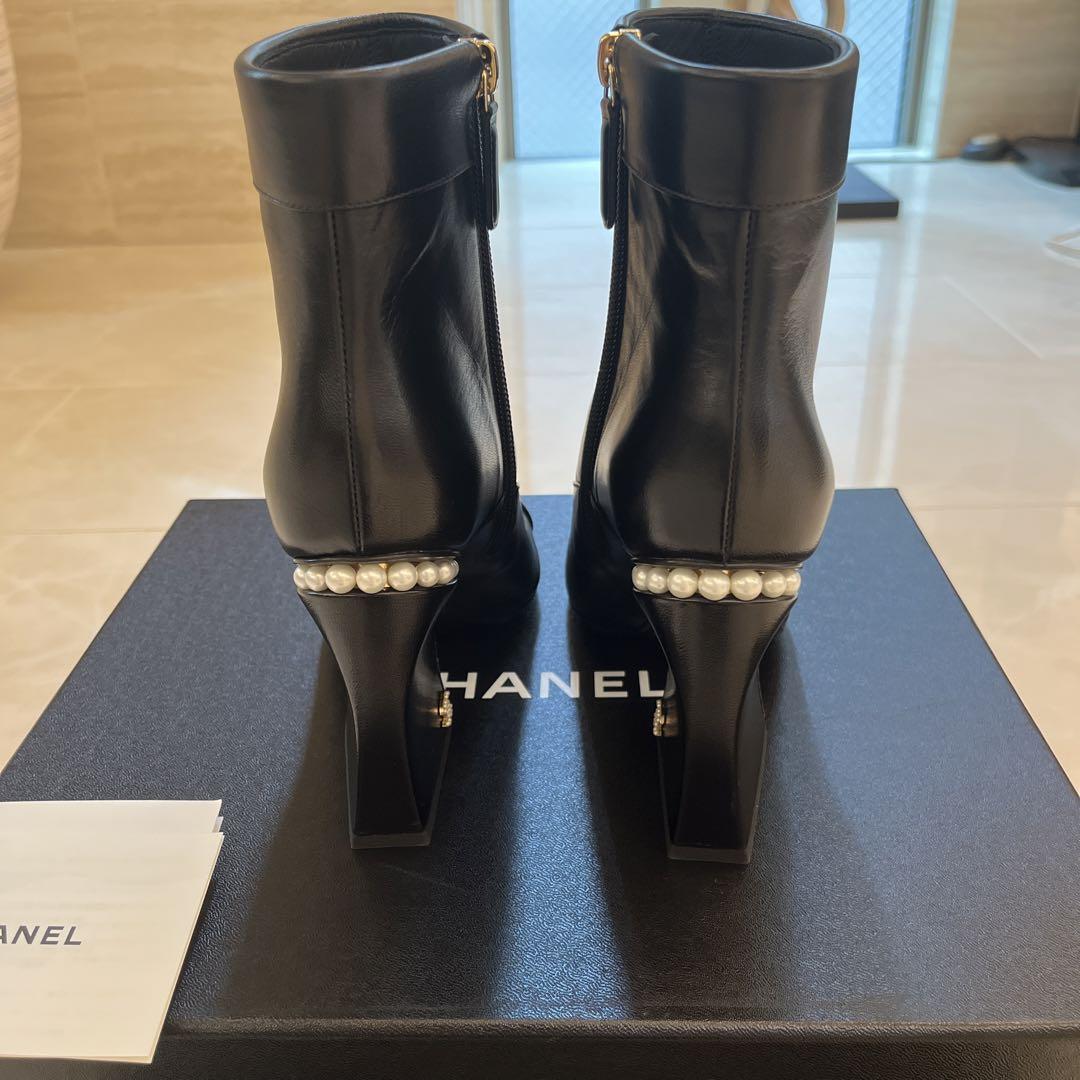 CHANEL 2022AW パール　ショートブーツ　黒